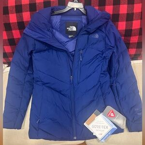 The North Face Women's Flag Blue Ski Jacket Size Medium. NWT